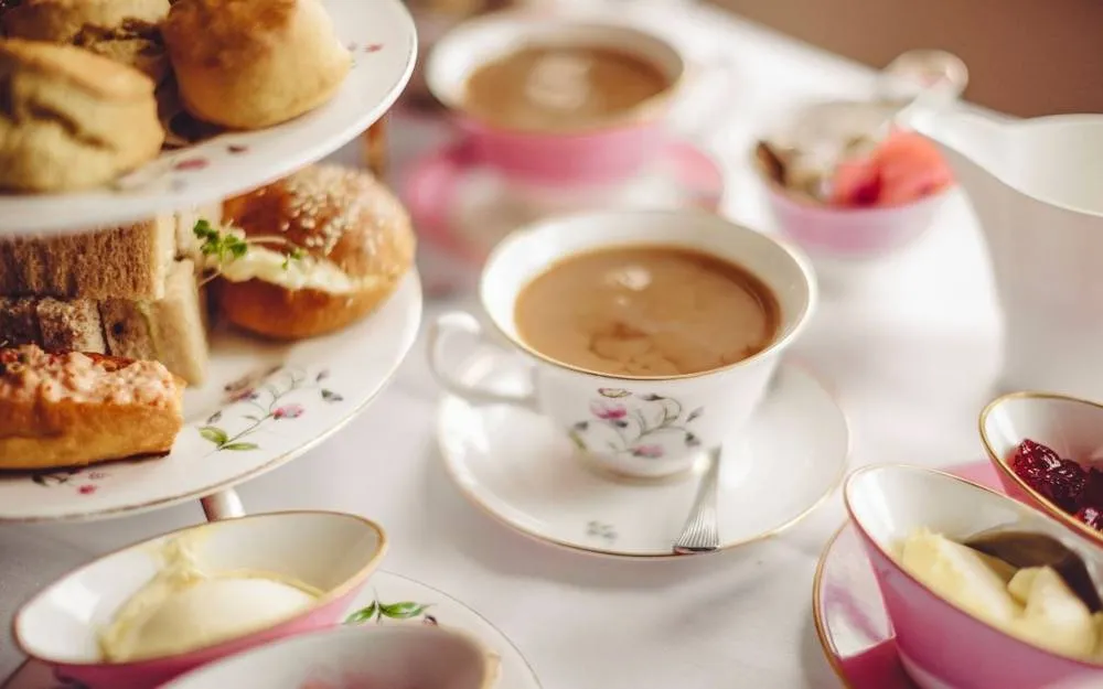 Afternoon tea in Engeland: wat het is en wat het kost