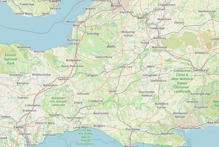 Kaart van Somerset en Dorset met de route van Bath via Wells, Glastonbury, Dunster, Lyme Regis en Dorchester naar Bournemouth.
