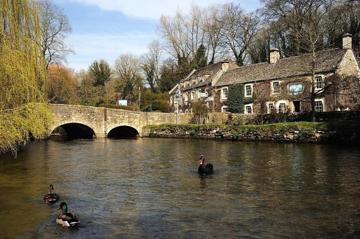 The Swan Hotel en de Coln
