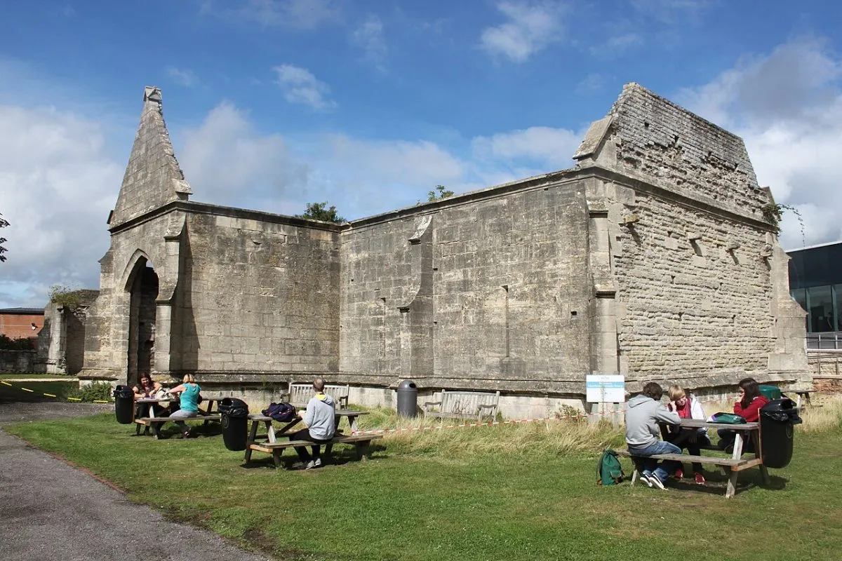 Llanthony Secunda Priory