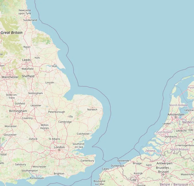 Kaart van de Noordzee met de vier veerbootverbindingen naar Engeland: IJmuiden naar Newcastle, Rotterdam naar Hull, Hoek van Holland naar Harwich en Calais naar Dover.