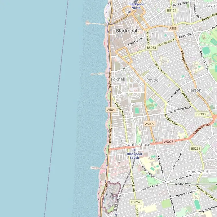 Kaart van Blackpool met de Tower, de drie pieren, Pleasure Beach en het waterpark