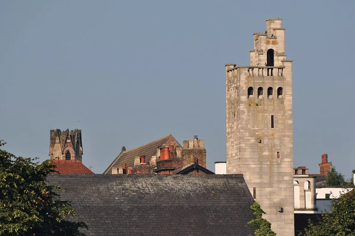 King Street en de Gaskell Memorial Tower