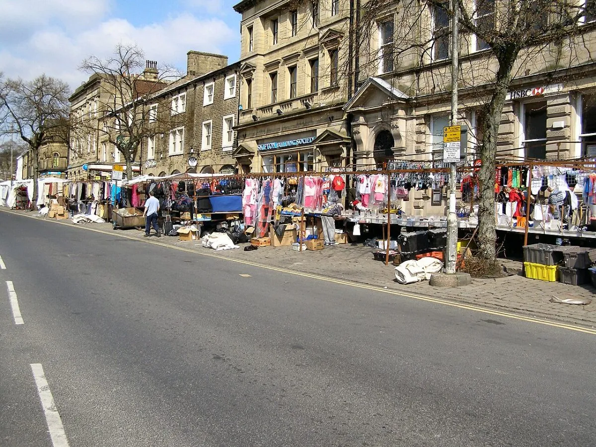 De High Street en de markt