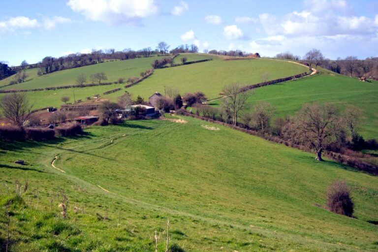 Cotswolds way uitkijkpunt over de heuvels