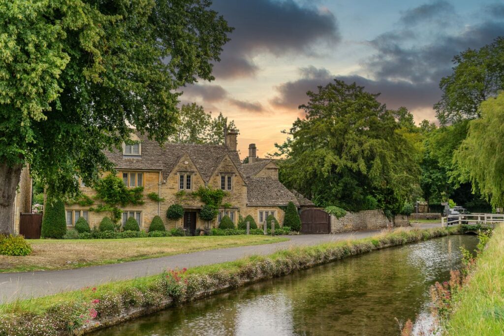 Impressie lower Slaughter met de rivier de Eye