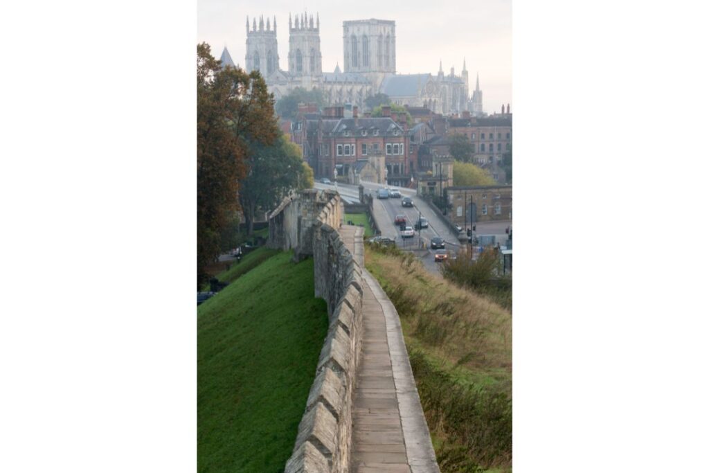 Statdsmuren York Minster