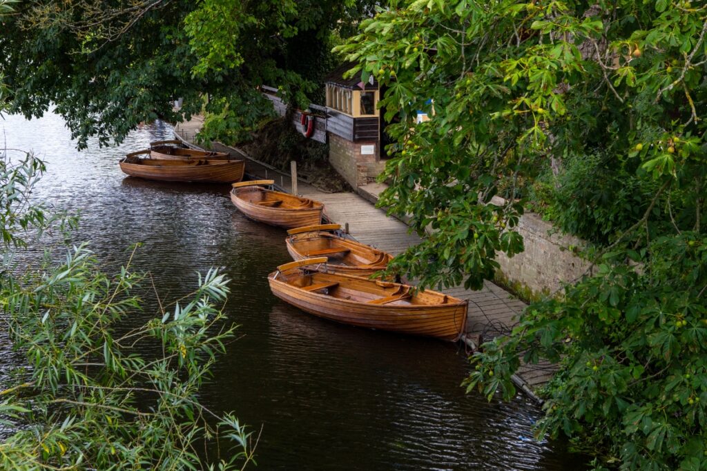 Bootjes bij de rivier Stour in Dedham